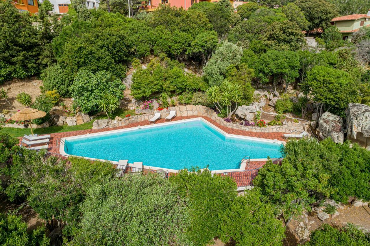 Hotel San Trano Luogosanto Bagian luar foto