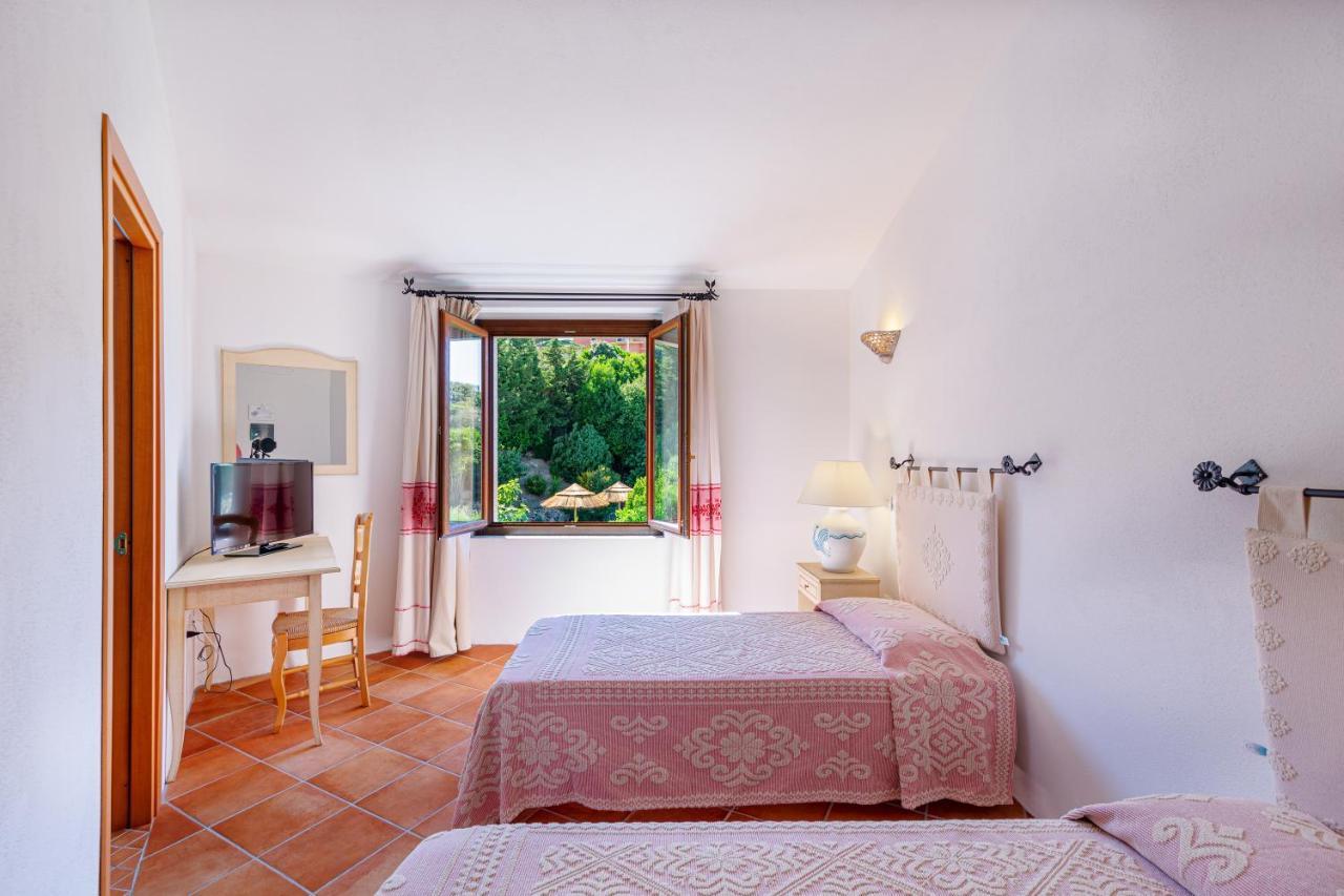 Hotel San Trano Luogosanto Bagian luar foto